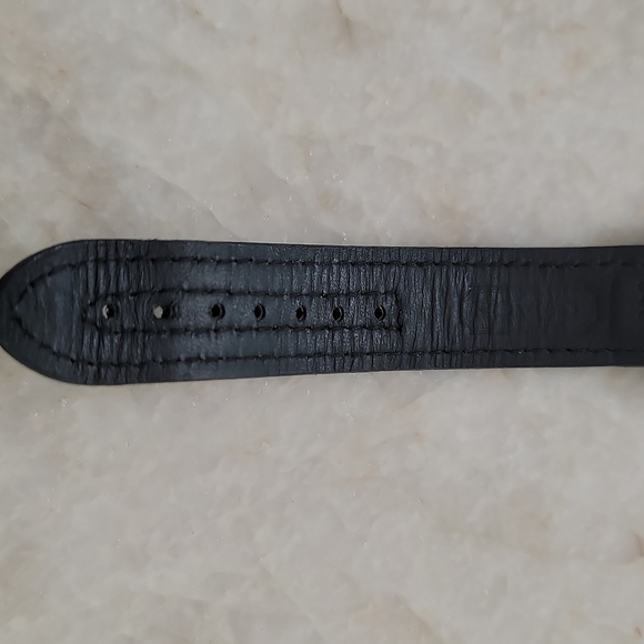 Ladies Coach Watch Square Dial Model 0221. 36MM - Picture 7 of 9